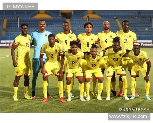 黄色长发的足球明星如何在赛场上展现独特魅力与个人风格